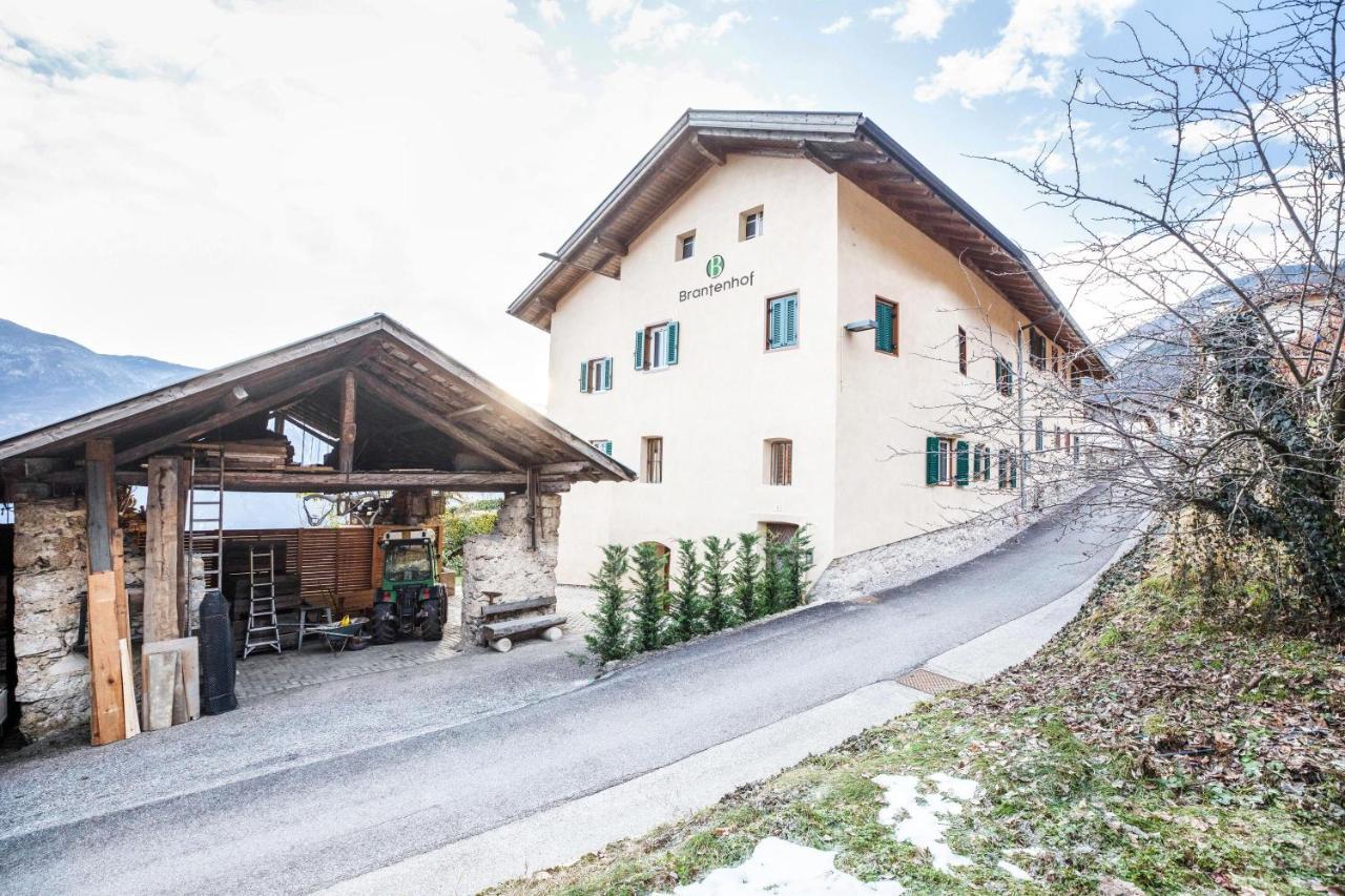 Brantenhof Ferienwohnung Vinea Cortaccia Exterior foto